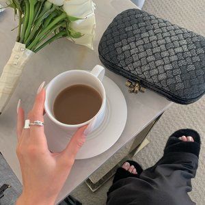 Meet your Posher, Courtney